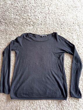 Vince linen blend black light weight sweater size small